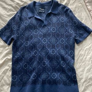 XS A&F men’s sweater polo